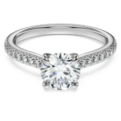 Anello solitario Eternity