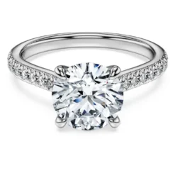 Anello solitario Eternity